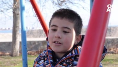 Първокласник дари всичките си спестени пари от Коледа на болницата в Бургас