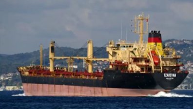 Собственикът на "Царевна" обясни защо корабът не напуска Мариупол