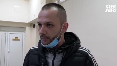 Заради снежна топка: 29-годишен преби ученици в Шумен