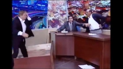 Депутат извади пистолет в ТВ-шоу