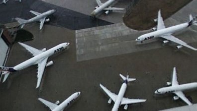Airbus наема 3000 души