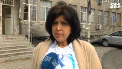 Протестите на мед.сестрите в Бургас продължават, настояват за добри условия на труд