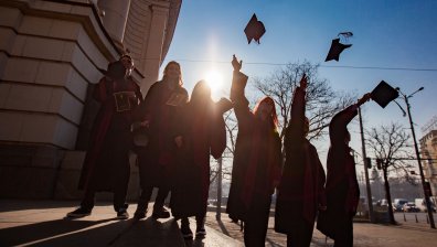 620 хил. лв. за стипендии за млади учени и изследователи