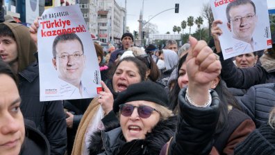 МВнР с предупреждение заради случващото се в Истанбул