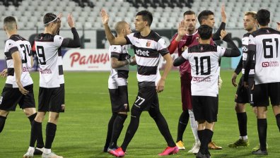 Александър Тунчев е новият треньор на "Локомотив" (Пловдив)