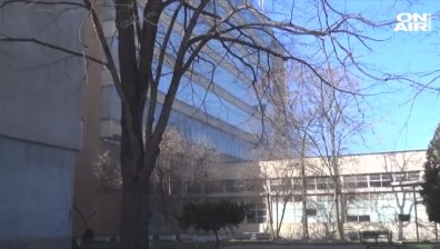 Пожар избухна в бивш завод за чанти в Пловдив