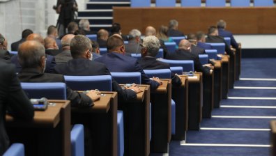 Депутатите приеха правилата, по които ще гласуват промените в Конституцията