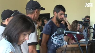 Оставиха в ареста обвинения за пожара край Кресна пастир