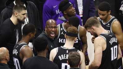 Везенков се завърна, но "Сакраменто" отбеляза нова загуба срещу "Ню Орлиънс"