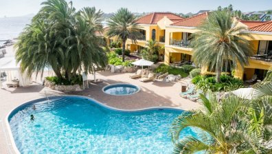 Плащат $15 000 на доброволец, който да тества най-добрите peтpo плaжни мoтeли в САЩ