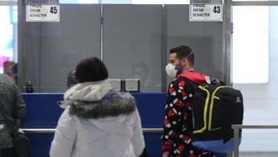 Срив в пътуванията на българи в чужбина с 51,8% през март