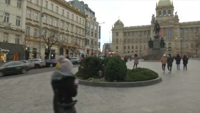 Мъж е с 30% изгаряния след като се самозапали в Прага