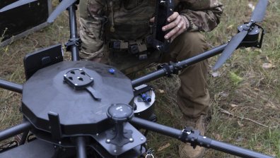 Китайски части в сърцето на украинските дронове: Насърчава се вносът, не производството