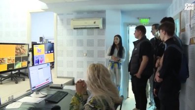 Bulgaria ON AIR отвътре: Ученици се потопиха в магията на телевизията