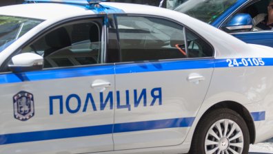 Хванаха 33-годишна мъртво пияна шофьорка, криволичила по пътя