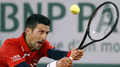 Дежа вю: Джокович отново уцели съдия с топка