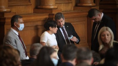 "Демократична България" отказа разговори с БСП, третият мандат бил обречен