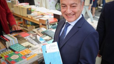 Гълъб Донев: Книгите ми дават крила, да си грамотен е себеуважение