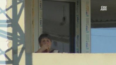 Мъж държа семейството си като заложници в Бургас