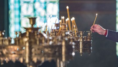 Празнуваме Антоновден! Месят се содени питки и се раздават