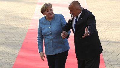 На среднощна среща: Борисов, Макрон и Меркел търсят решение за превозвачите