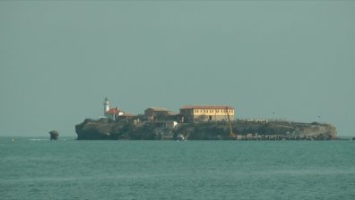 Обновеният остров Св. Анастасия ще приема турсити от пролетта на 2014 г.
