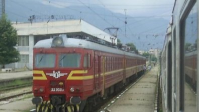 БДЖ ще ремонтира електрически и мотрисни влакове