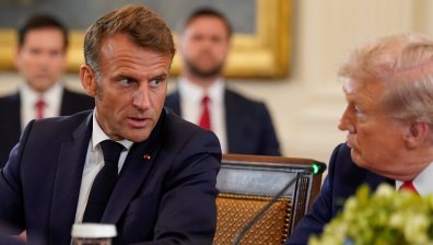 Еманюел Макрон: Путин е хищник пред портите ни и продължава да яде, за да оцелее