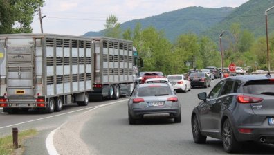 Натоварено движение към Гърция и Румъния в последния почивен ден