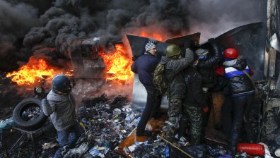 ЕС обмисля санкции за Украйна заради насилието срещу демонстрантите