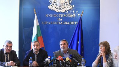 До седмица очакваме реактиви, с които ще се засича китайският вирус