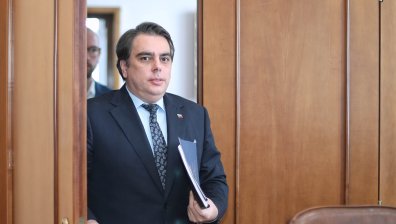 Асен Василев предлага стимули за информация за данъчни измами