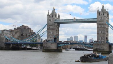 Хаос в Лондон: Токов удар остави хиляди без ток 