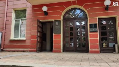 Казанлък отново е сцена на детско-юношеското изкуство с фестивала "Театрални искри"