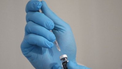 Признание от EMA: Има връзка между AstraZeneca и тромбозата