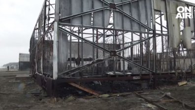 Пожар изпепели дискотека на плажа в Бургас, мъж е с 20% изгаряния