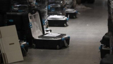 4 секции в чужбина останаха без машини заради "кратките срокове"