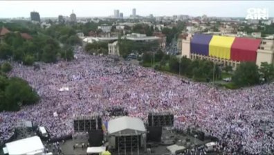 Над 100 000 души  се събраха на 13 демонстрации в Букурещ
