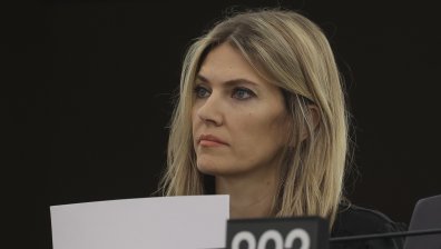 И обвинената в корупция Ева Кайли изслуша Фон дер Лайен на живо: Липсва ми Гърция