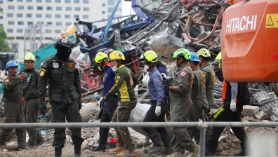 До 10 000 може да нарасне броят на жертвите след земетресението в Мианмар