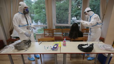 31% положителни проби за коронавирус и 12 починали за денонощието (ОБНОВЕНА)