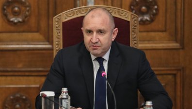 Радев ще направи обръщение към българския народ