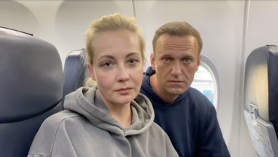 Алексей Навални се завърна в Русия, въпреки предупрежденията за арест