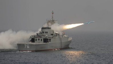 Иран предупреждава Израел с военно учение