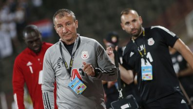 Двама играчи на ЦСКА с положителни проби за коронавирус