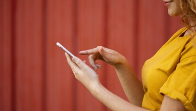 Парламентът ограничи мобилните оператори да вдигат цените, когато си поискат