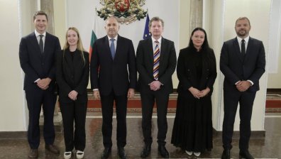 Решават през октомври дали България излиза от "сивия списък" за пране на пари