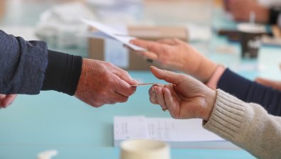 Прокуратурата разследва членове на СИК за манипулиране на изборите за парламент