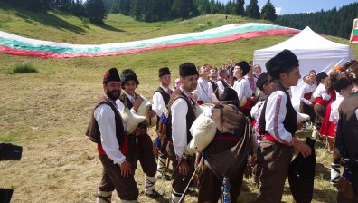 Съборът в Рожен- да преживееш българския фолклор