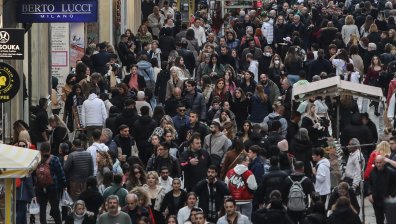 В Гърция свалят цените на 1150 стоки от 1 септември